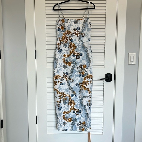 NWT Reformation reign dress - Picture 4 of 15